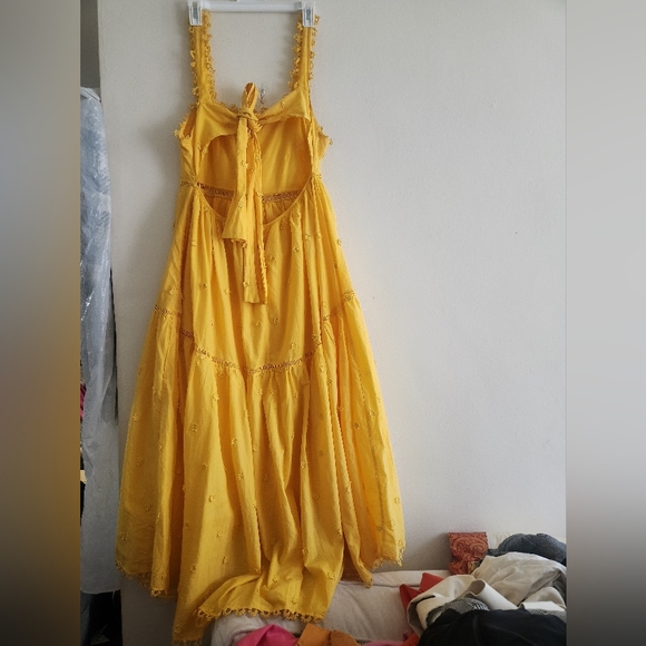 FARM RIO Yellow 3D Flowers Midi Dress Size L BNWT NO LOW balling!!! - Picture 2 of 14